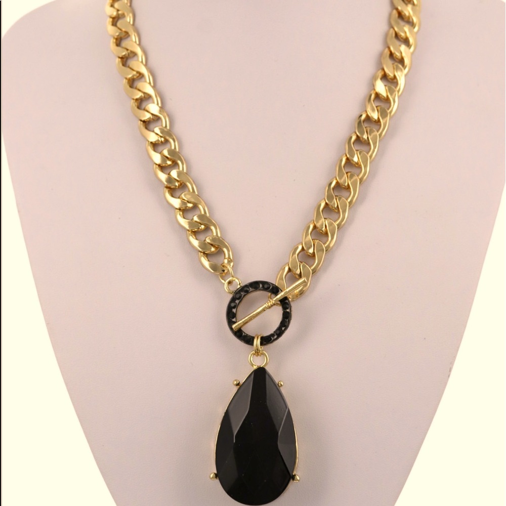 Drop Stone Pendant Necklace